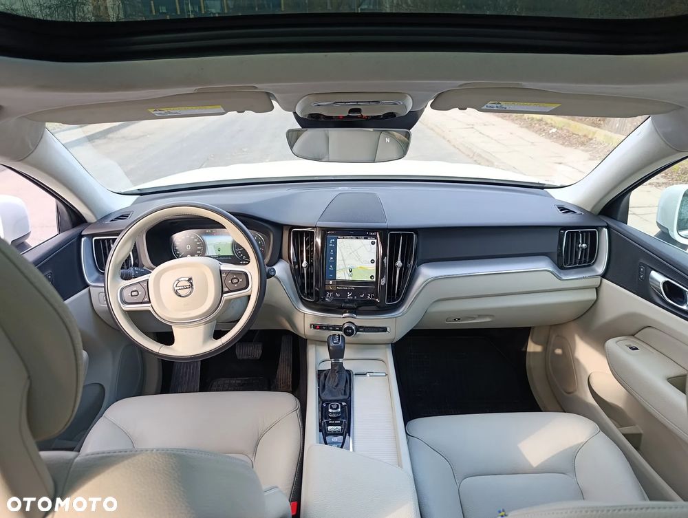 Volvo XC 60 T5 AWD Geartronic Momentum - 21