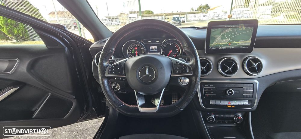Mercedes-Benz GLA 200 d 7G-DCT AMG Line - 26