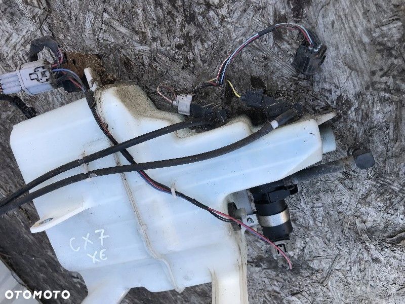 Zbiornik spryskiwaczy MAZDA cx7 cx-7 07-10R - 2