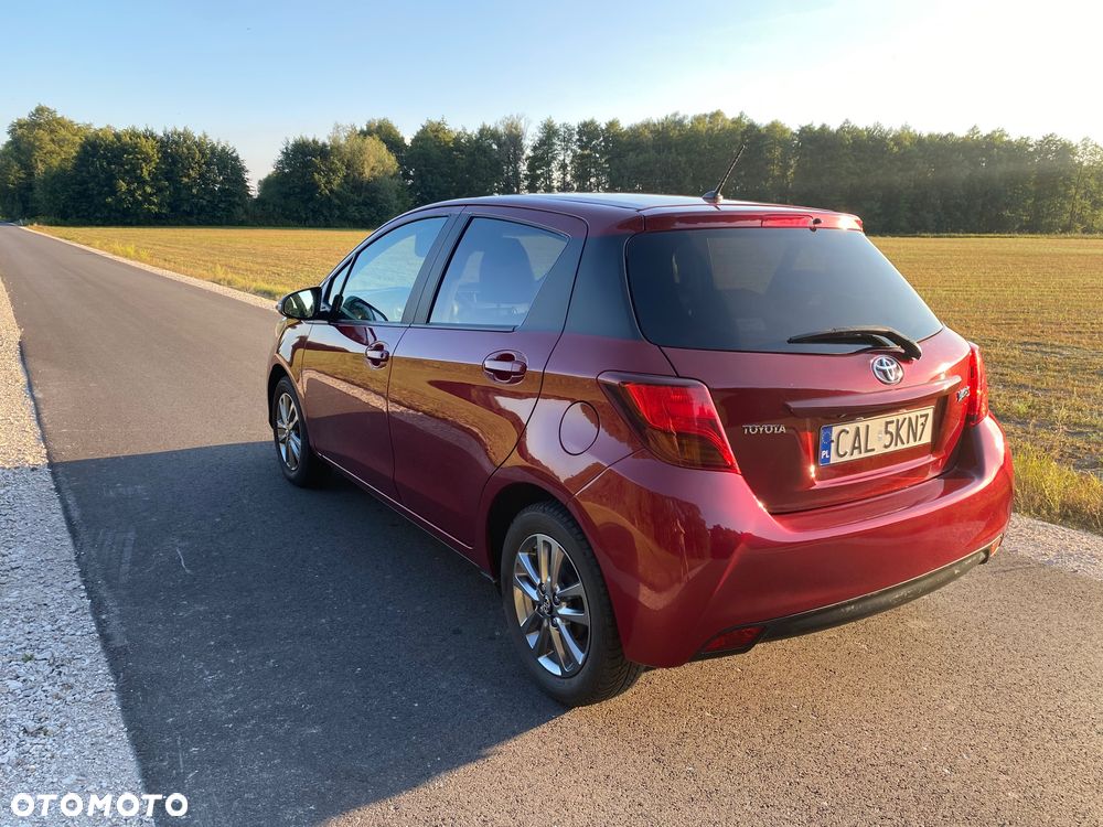 Toyota Yaris 1.33 Premium - 9