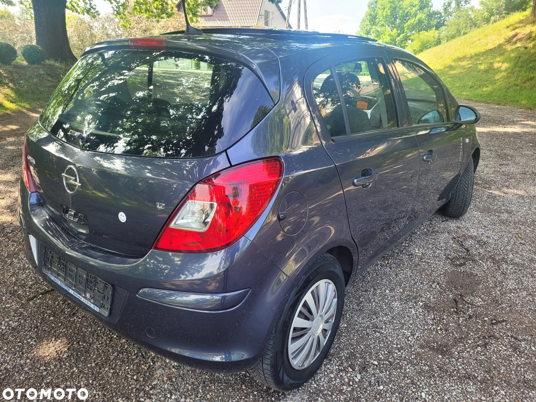 Opel Corsa 1.2 16V Cosmo - 27