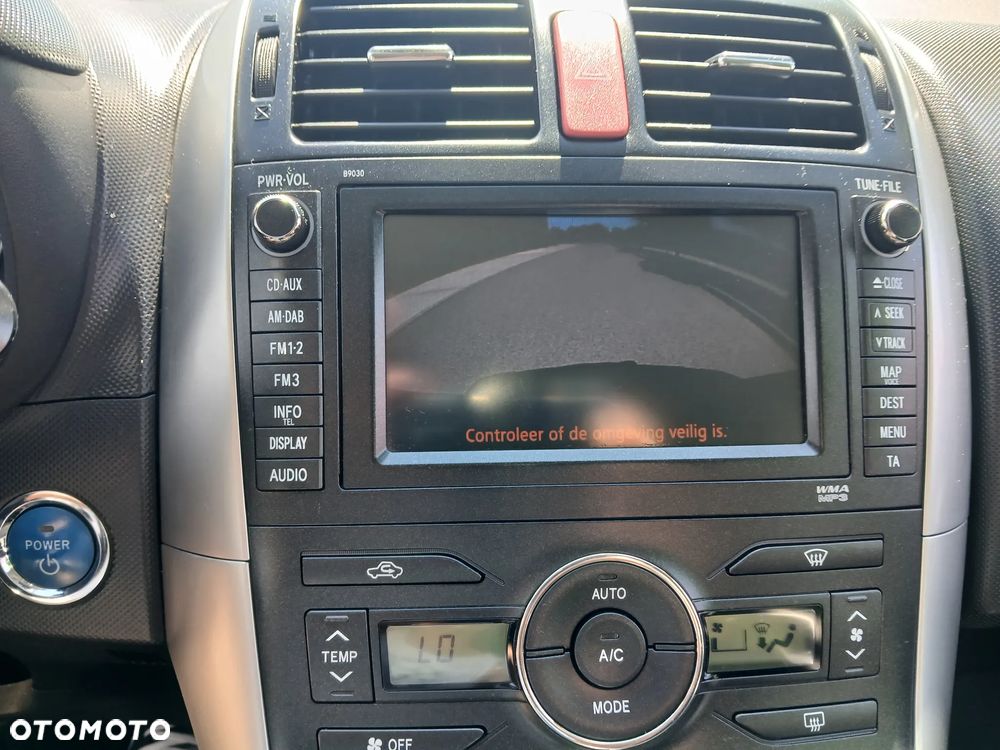 Toyota Auris - 19