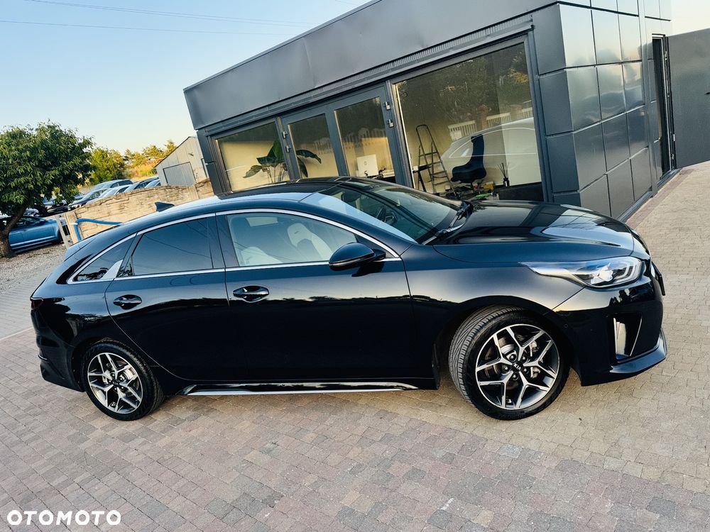Kia ProCeed 1.6 CRDi DCT7 SCR GT LINE - 33