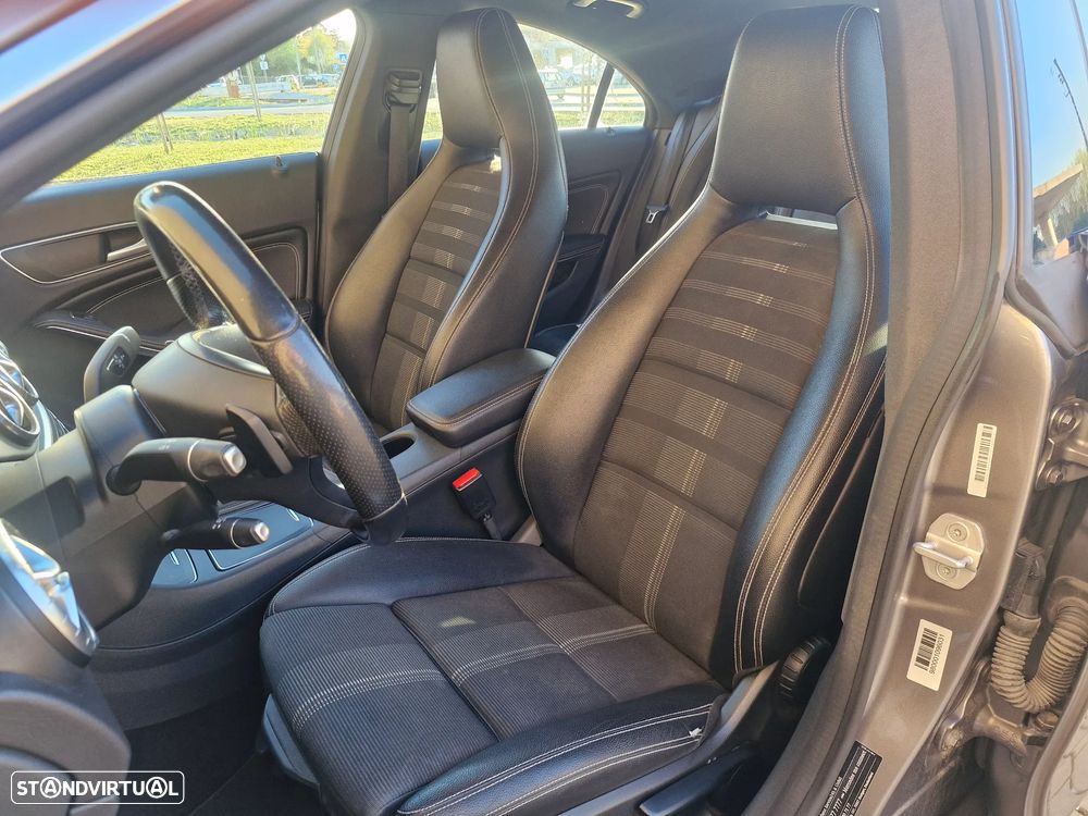 Mercedes-Benz CLA 220 CDI 7G-DCT Urban - 16