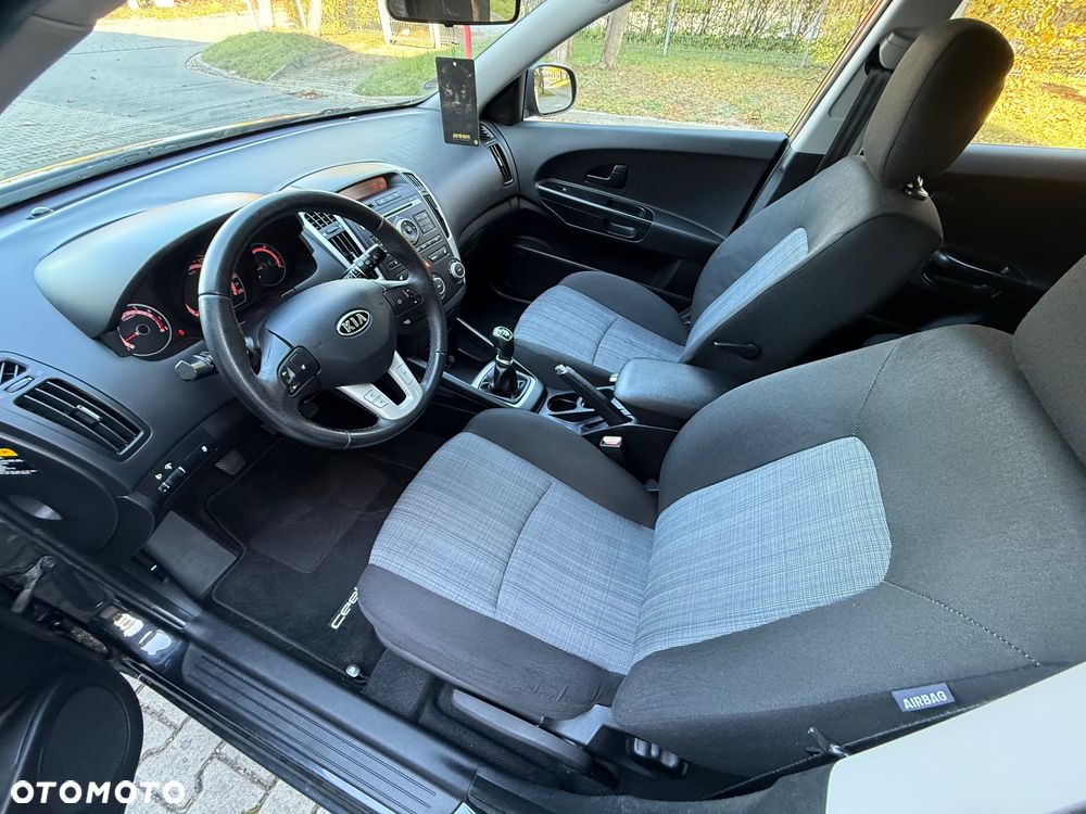 Kia Ceed 1.4 CVVT ISG Vision - 10