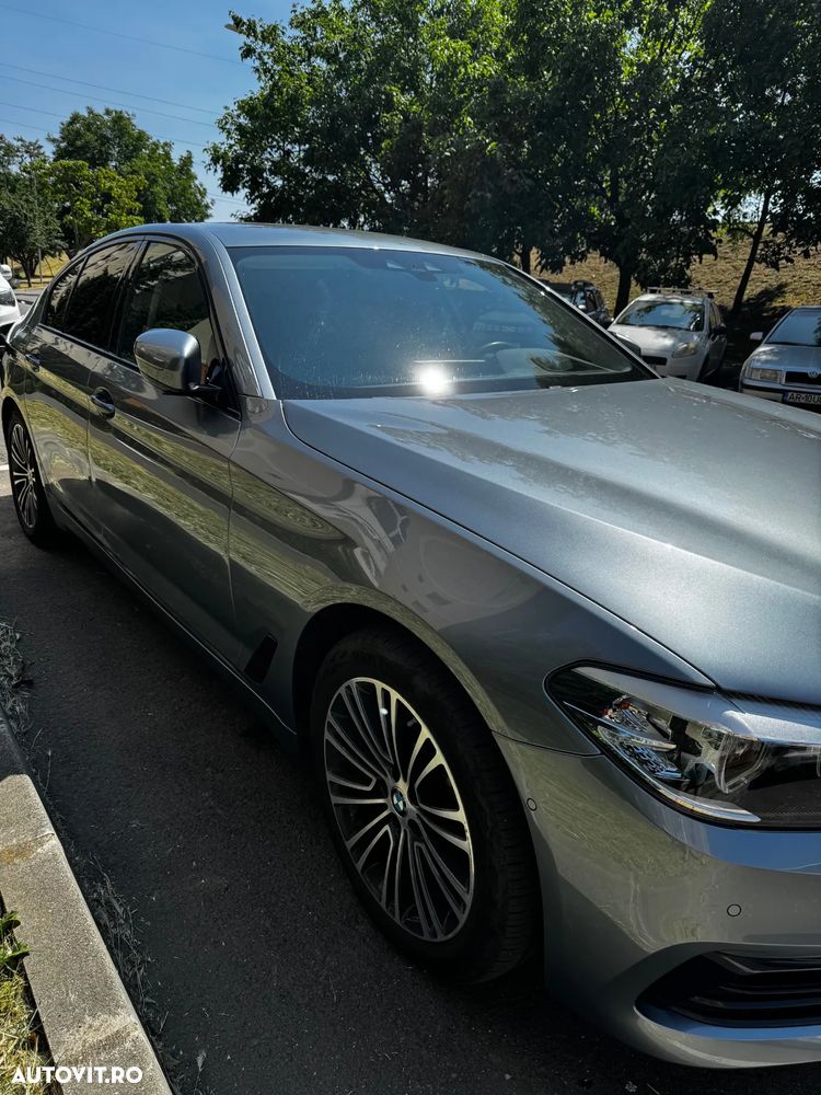 BMW Seria 5 520i AT - 6