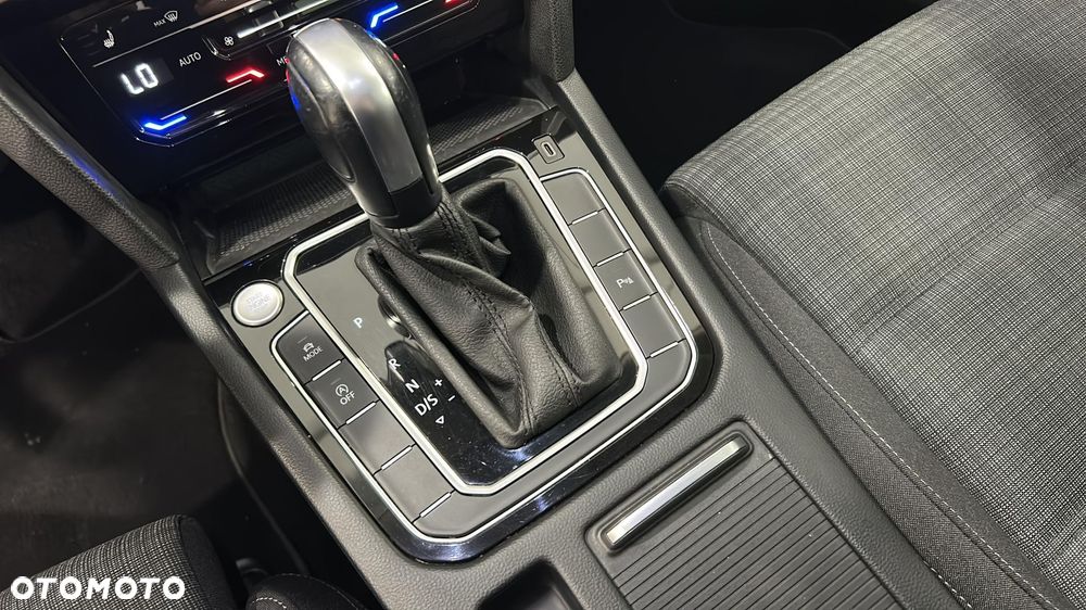 Volkswagen Passat 2.0 TDI EVO Business DSG - 19