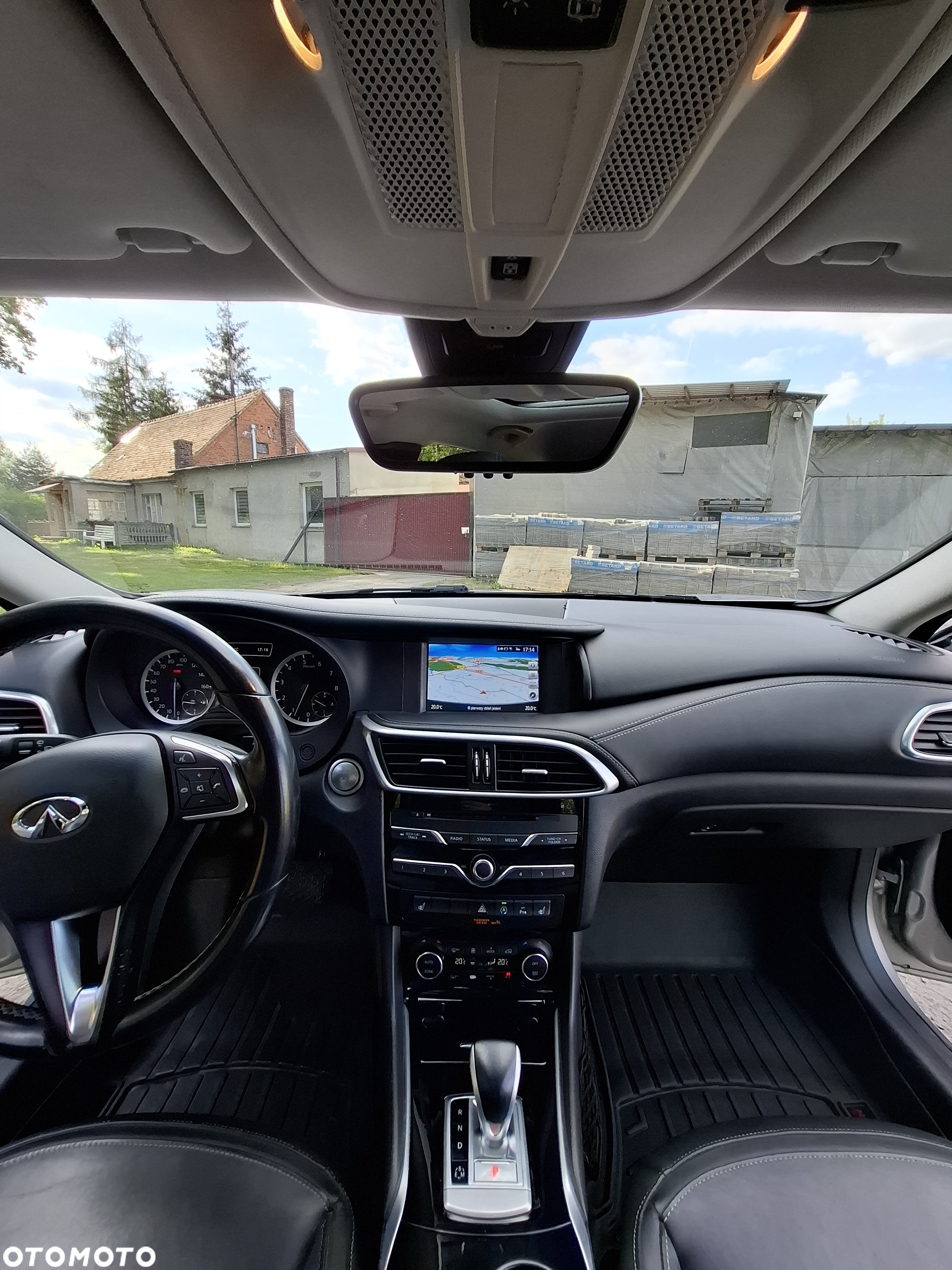 Infiniti Q30 2.0t Luxe Tech AWD 7DCT - 11