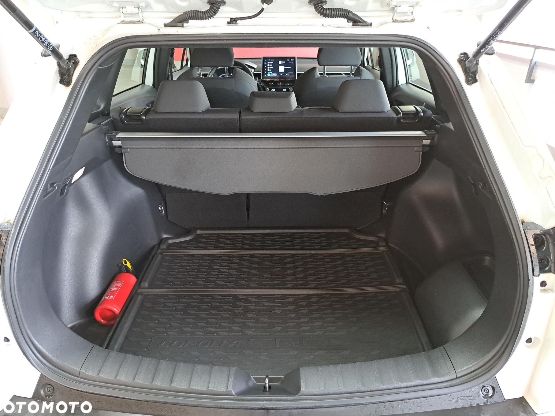 Toyota Corolla Cross 2.0 Hybrid Comfort - 9