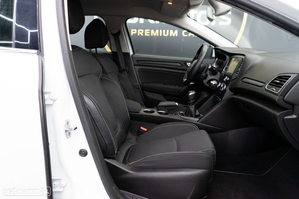 Renault Mégane 1.5 Blue dCi Intens - 47