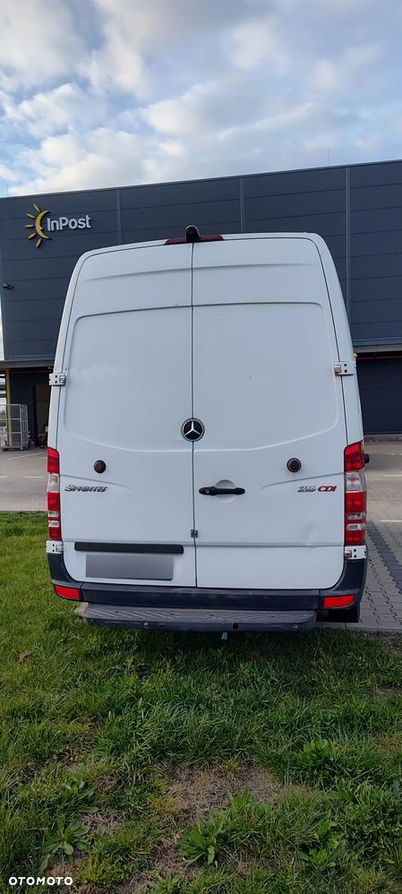 Mercedes-Benz SPRINTER 216 - 4