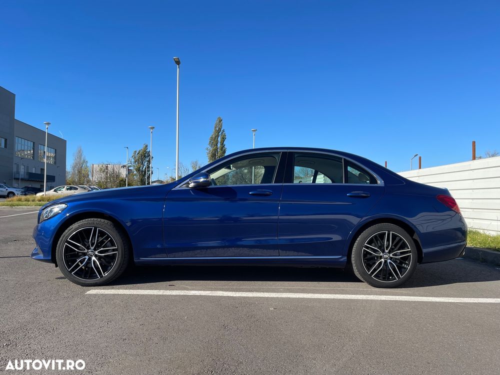 Mercedes-Benz C 220 (BlueTEC) d 7G-TRONIC Avantgarde - 4