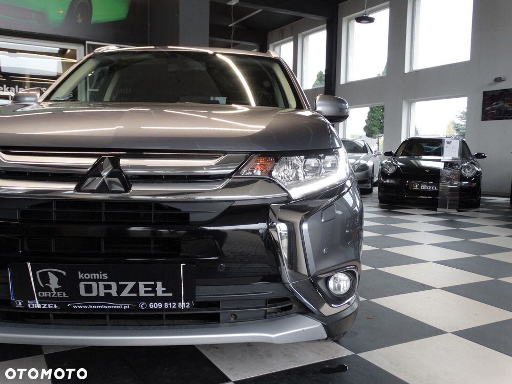 Mitsubishi Outlander - 33