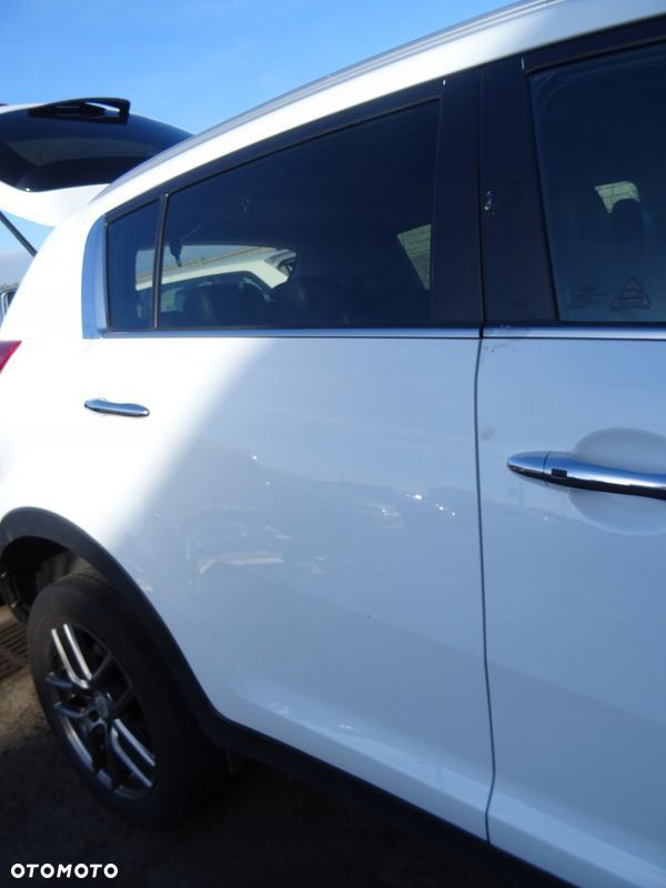DRZWI PRAWE TYŁ TYLNE KIA SPORTAGE III WD - 2