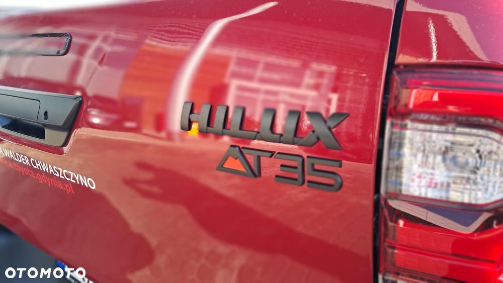 Toyota Hilux - 16