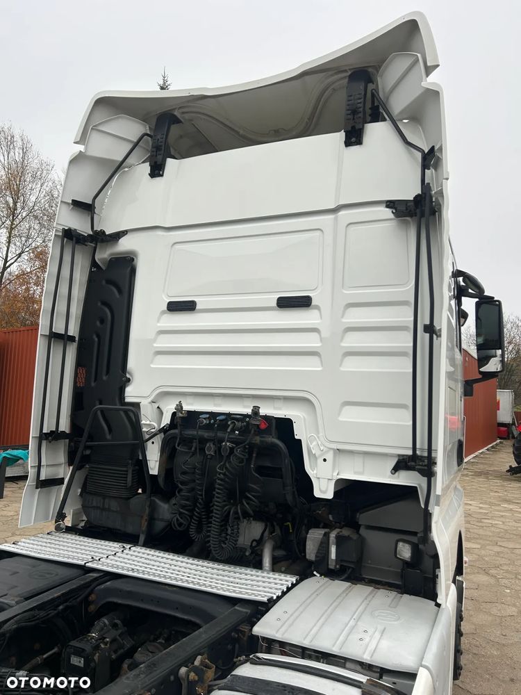 MAN TGX 18.480 RETARDER / AUTOMAT / BARDZO DOBRY STAN / ŚREDNIE SPALANIE OD NOWOŚCI TO 27.5 L / PRZEBIEG AUTOSTRADOWY 18 331 MOTOGODZIN PRACY SILNIKA / - 25