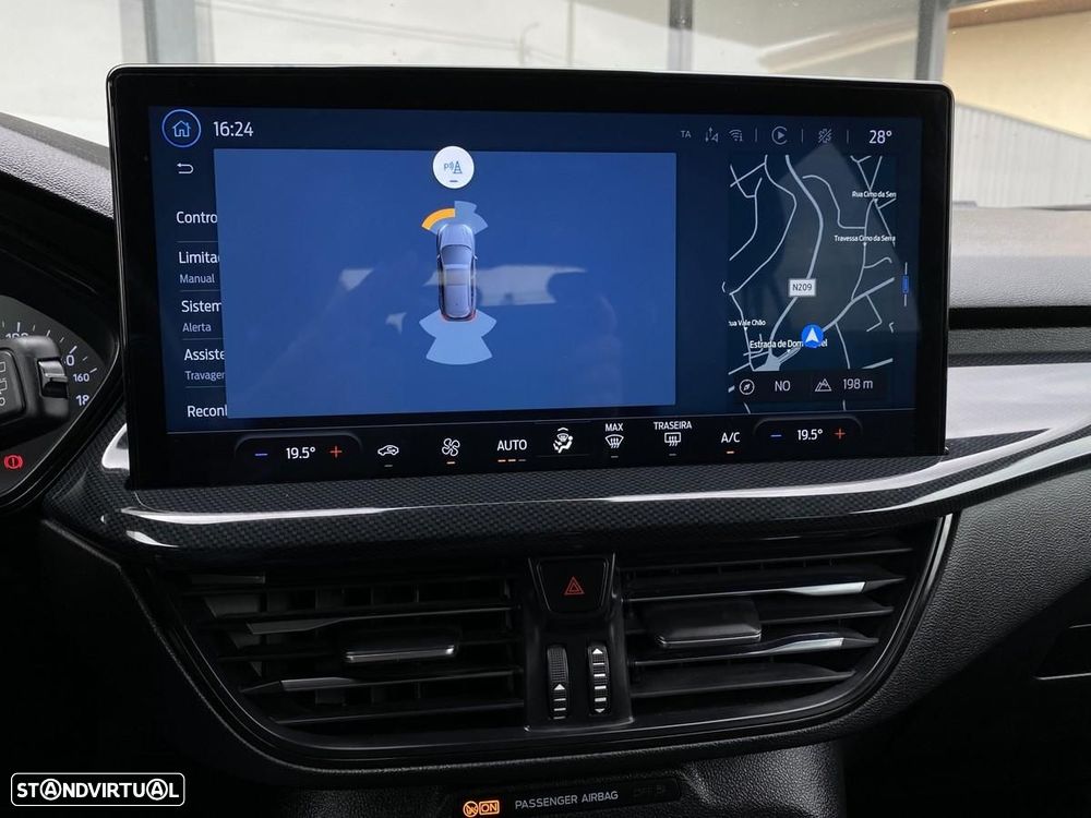 Ford Focus 1.0 EcoBoost MHEV ST-Line - 24