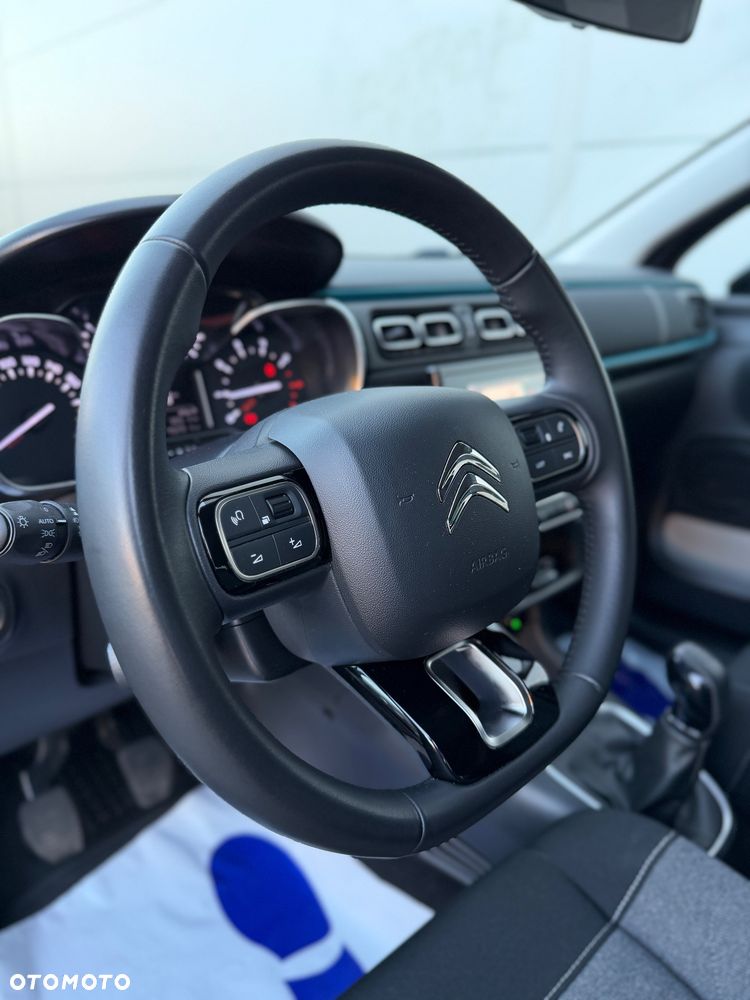Citroën C3 1.2 PureTech Shine - 17
