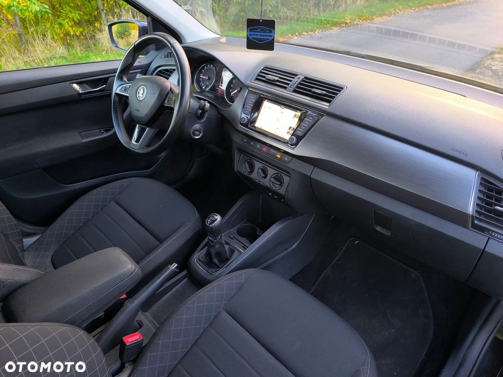 Skoda Fabia - 12
