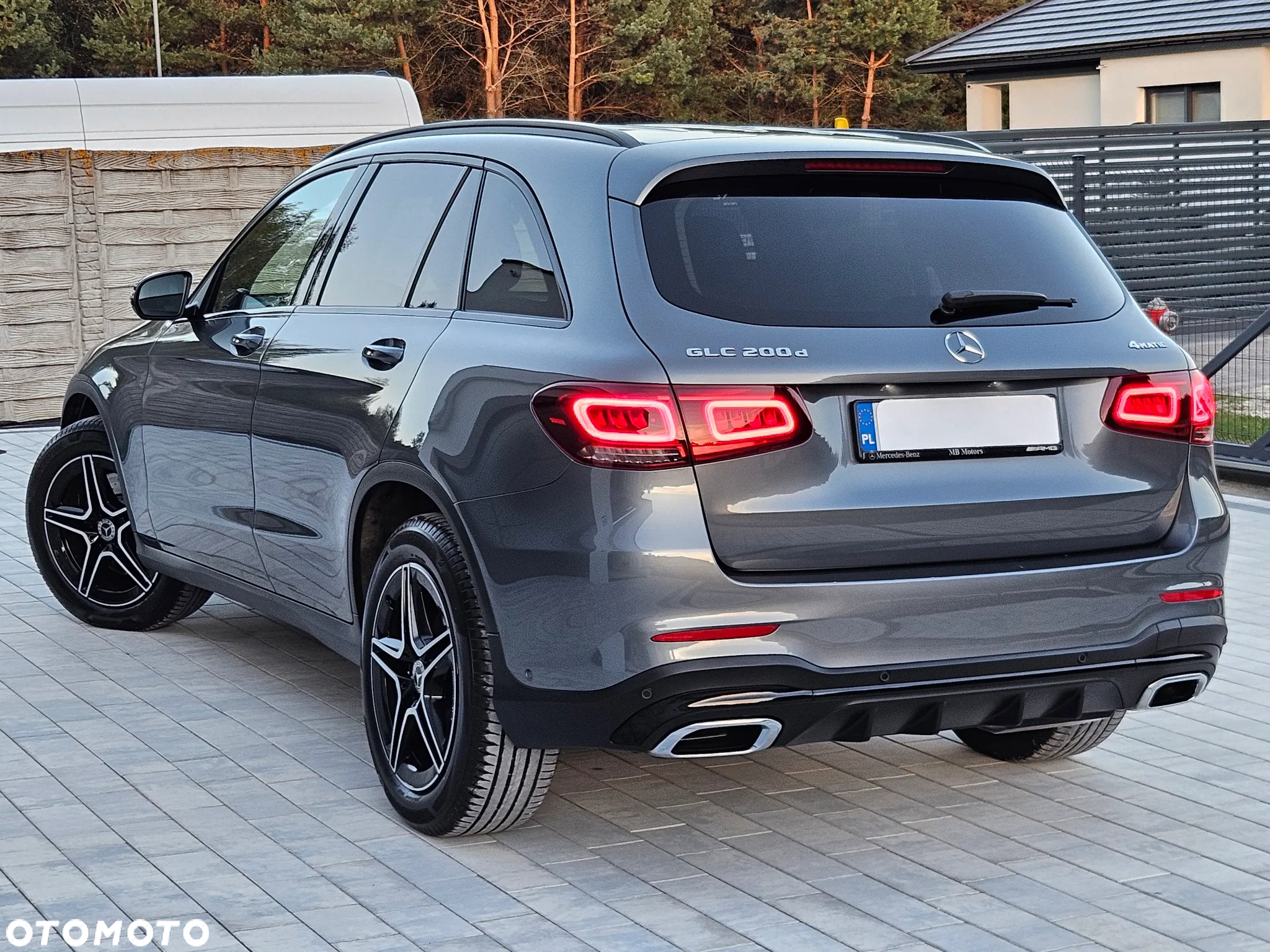 Mercedes-Benz GLC 200 d 4-Matic - 4