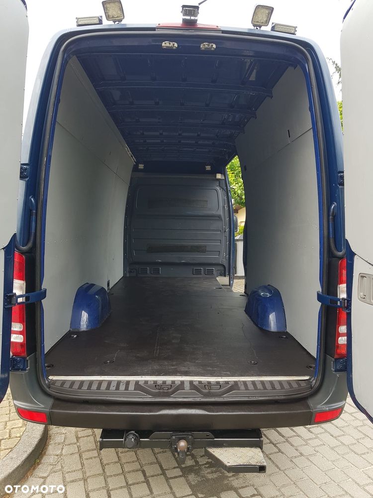 Mercedes-Benz Sprinter - 6