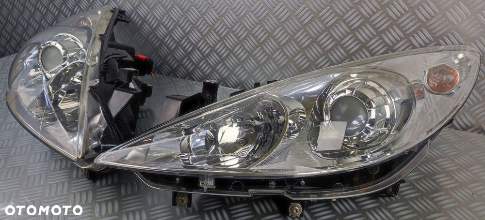 reflektor lampa prawa prawy lewa lewy przód przednia PEUGEOT 307 LIFT HB SW - 3