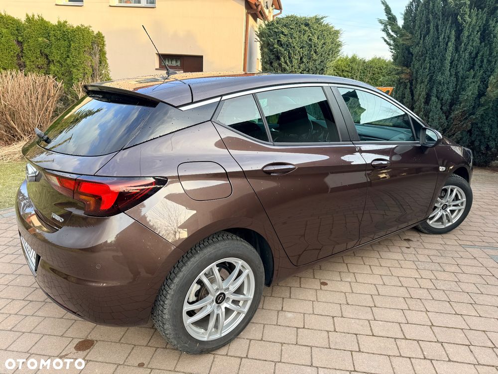 Opel Astra 1.4 T Dynamic - 23