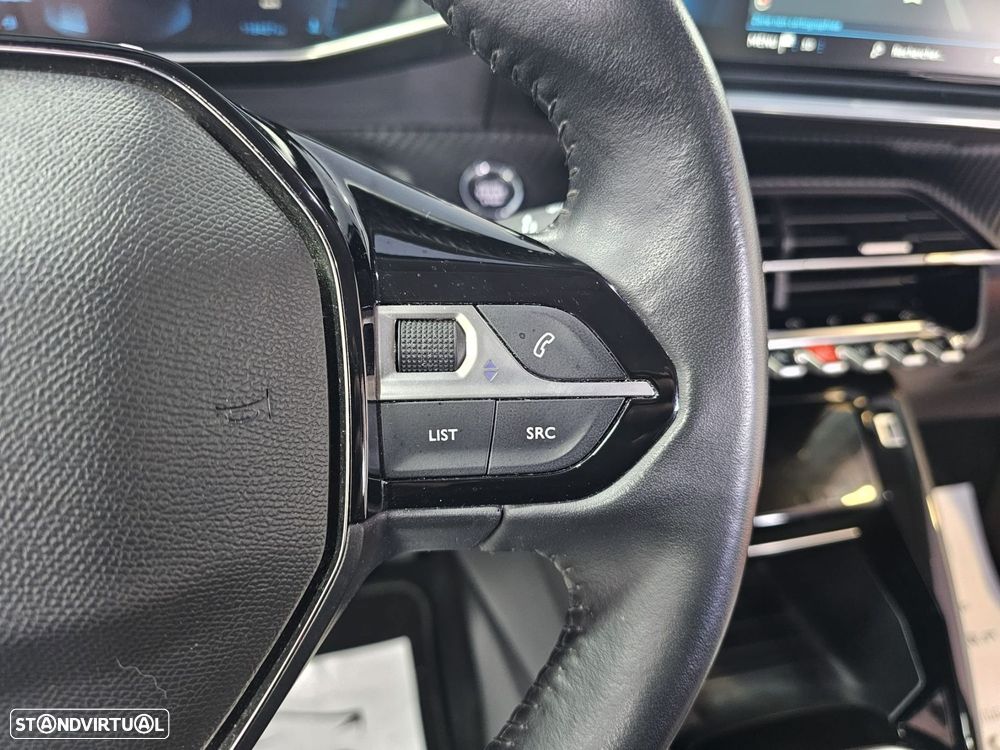 Peugeot 2008 1.2 PureTech Allure Pack - 16