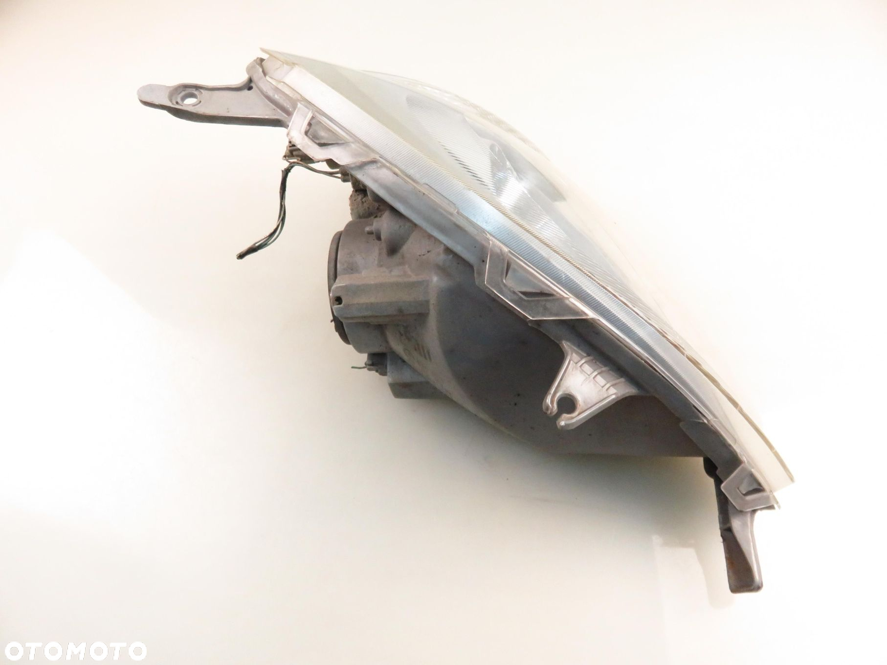 LAMPA LEWA PRZEDNIA TOYOTA YARIS I (P1) - 15
