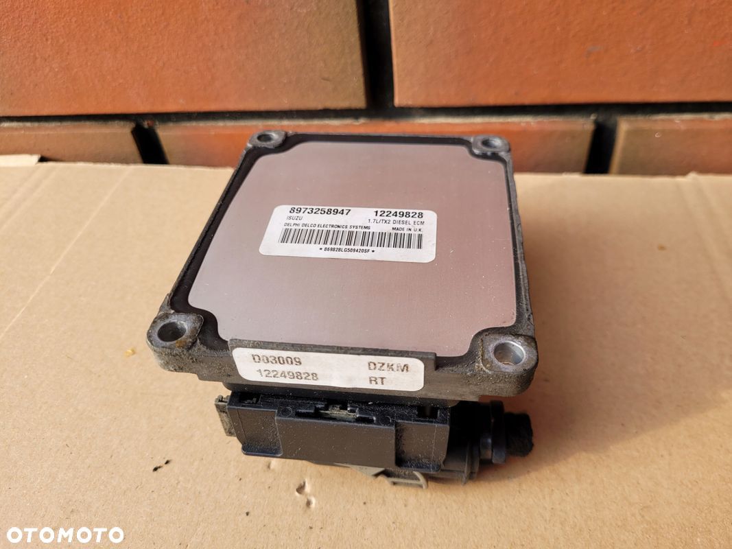 komputer MERIVA 1.7 12249828 8973258947 DZKM - 1