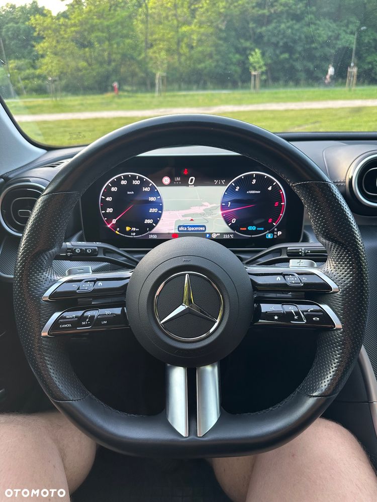 Mercedes-Benz Klasa C 220 d 4Matic 9G-TRONIC AMG Line - 28