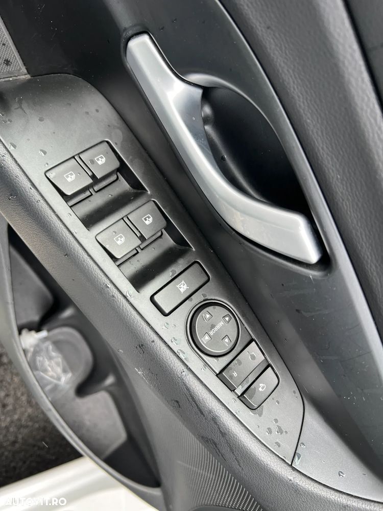 Hyundai i30 1.5 T-GDI 140CP M/T MHEV Highway - 16