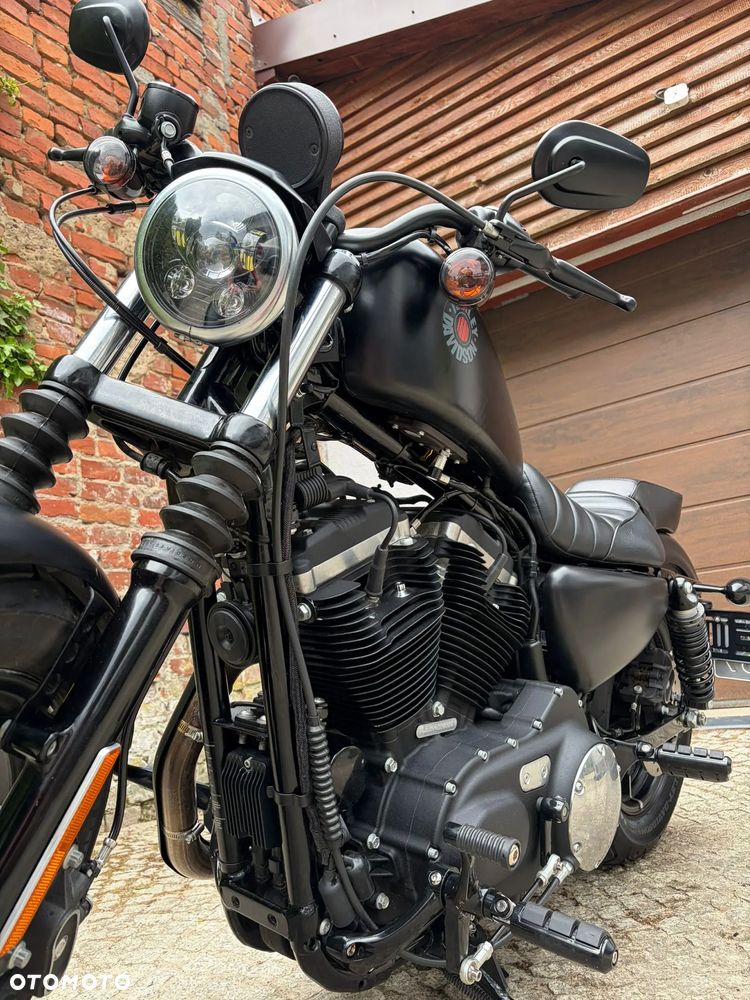 Harley-Davidson Sportster Iron 883 - 9