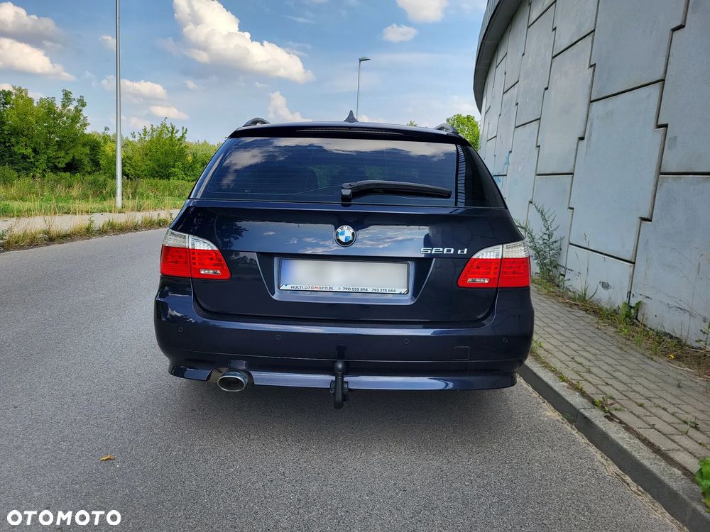 BMW Seria 5 520d - 5