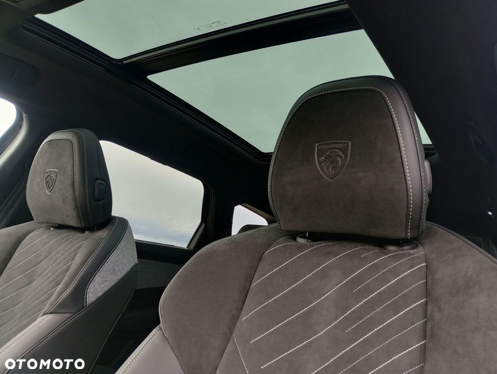 Peugeot 5008 1.2 PureTech mHEV GT S&S e-DCS6 - 17