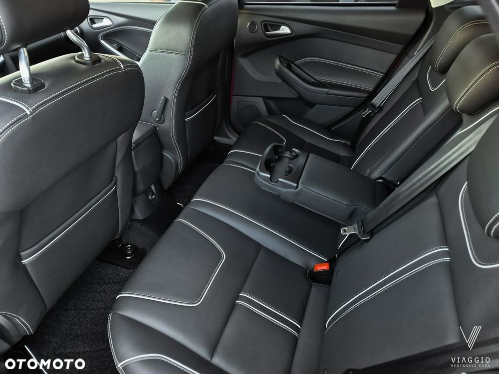 Ford Focus 1.6 EcoBoost Titanium - 23
