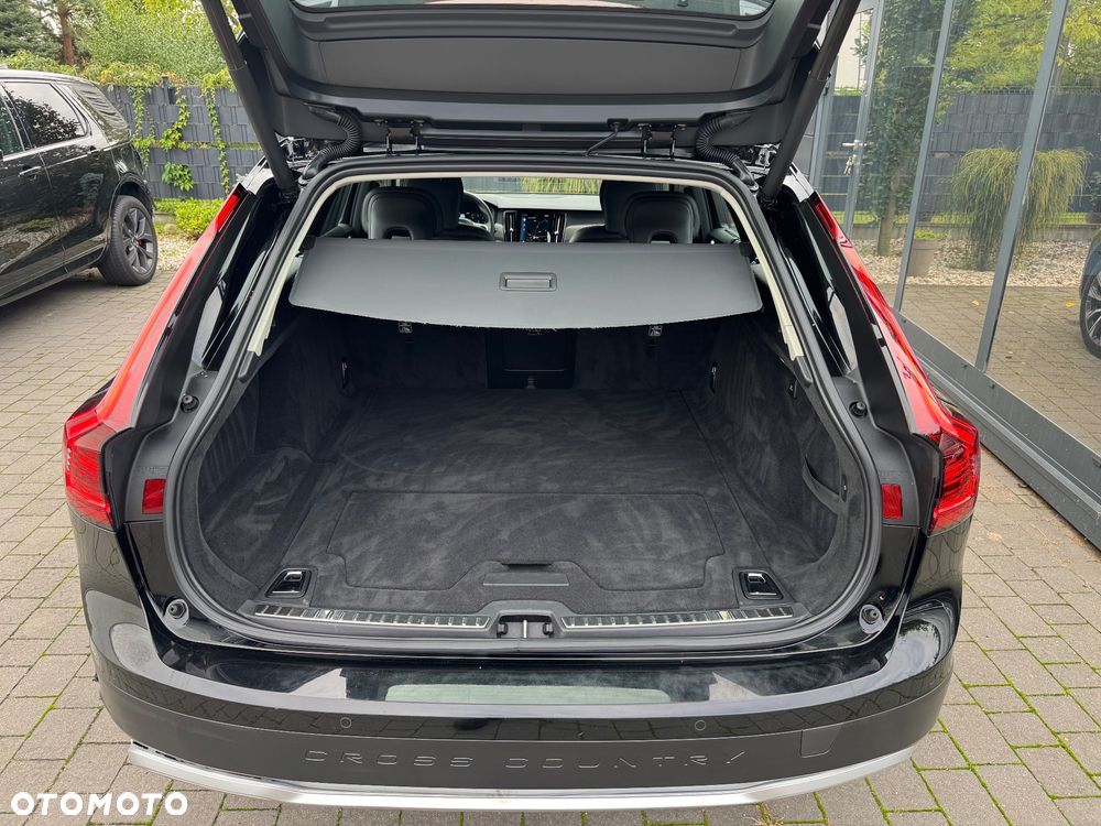 Volvo V90 Cross Country B4 D AWD Ultimate - 29