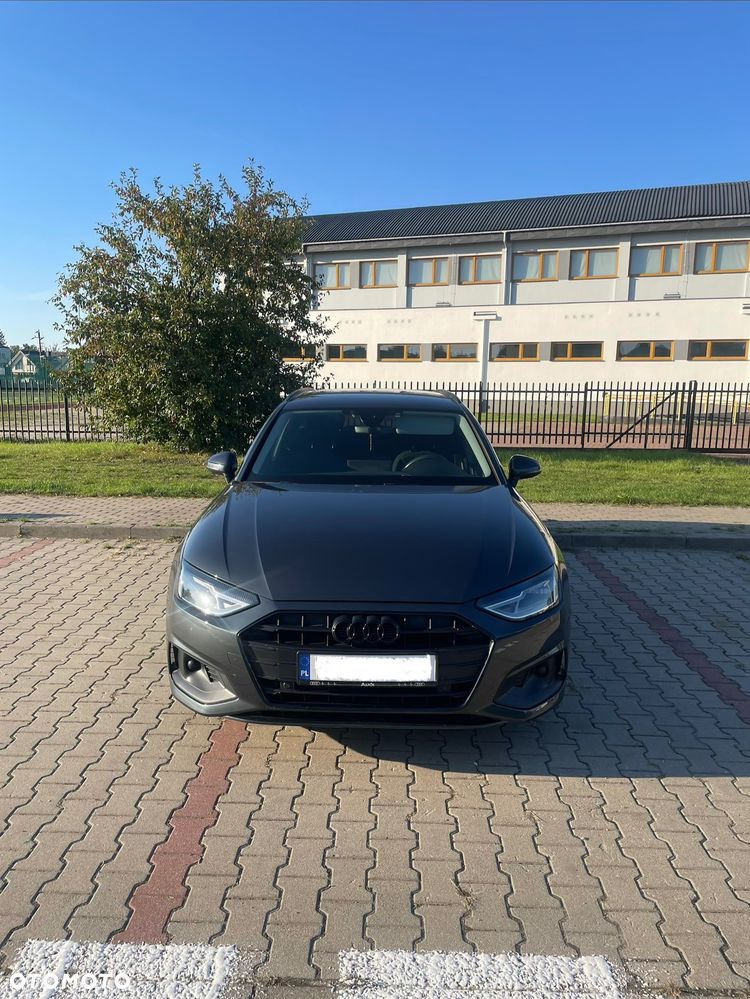 Audi A4 Avant 2019 photo 2