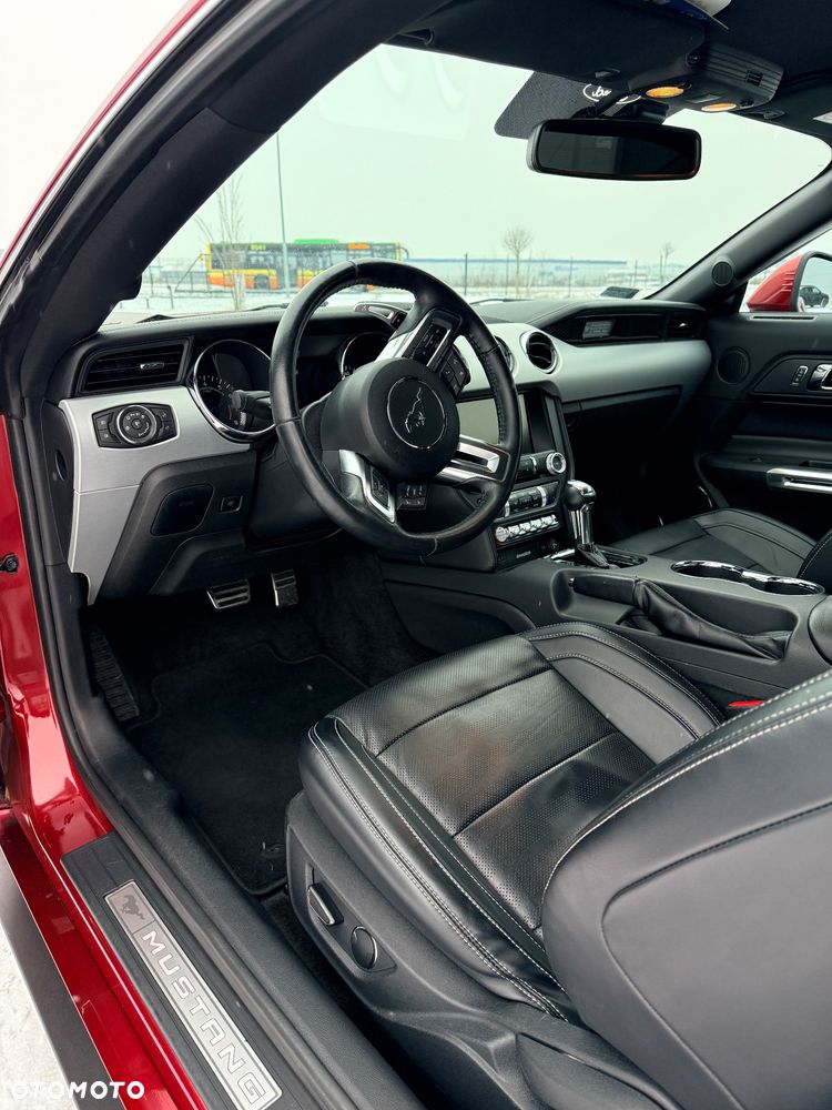 Ford Mustang 5.0 V8 GT - 11