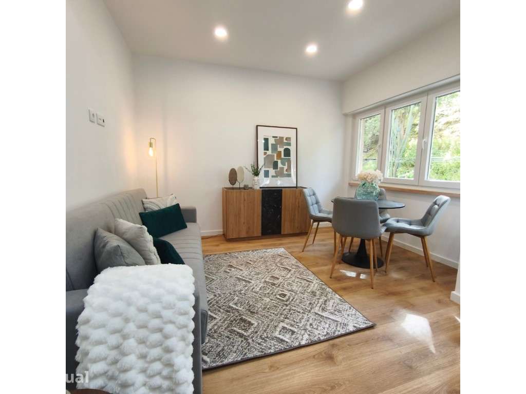 Apartamento T2, totalmente remodelado, Benfica - Grande imagem: 3/24