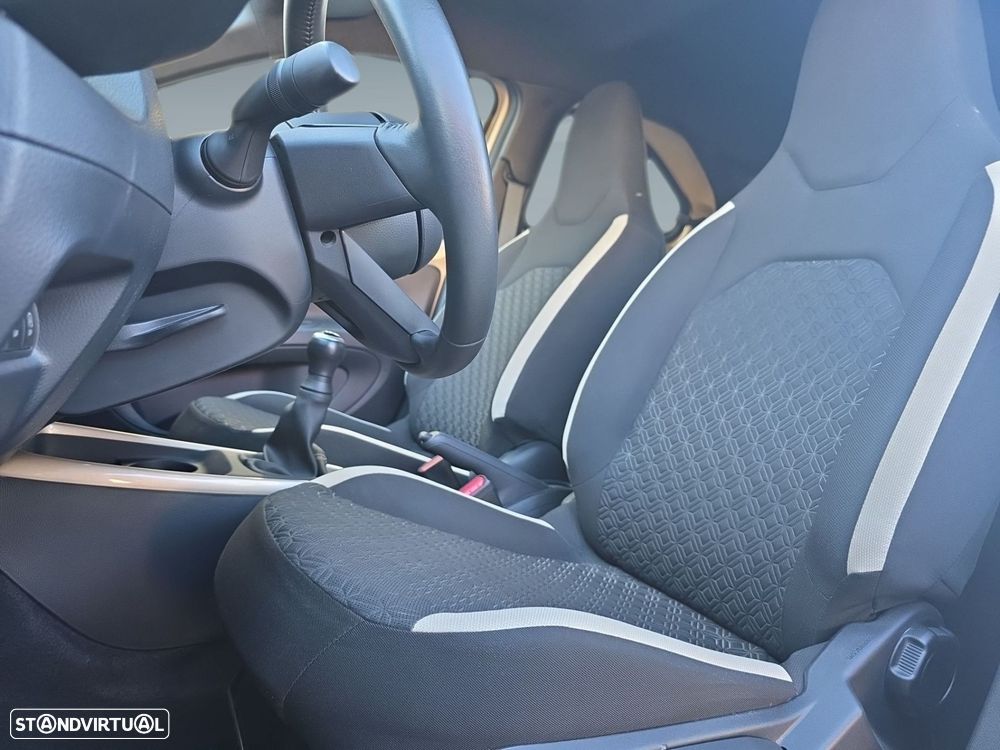 Toyota Aygo X - 11
