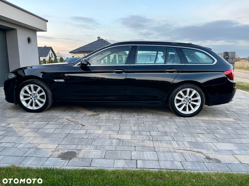 BMW Seria 5 525d Touring Luxury Line - 10