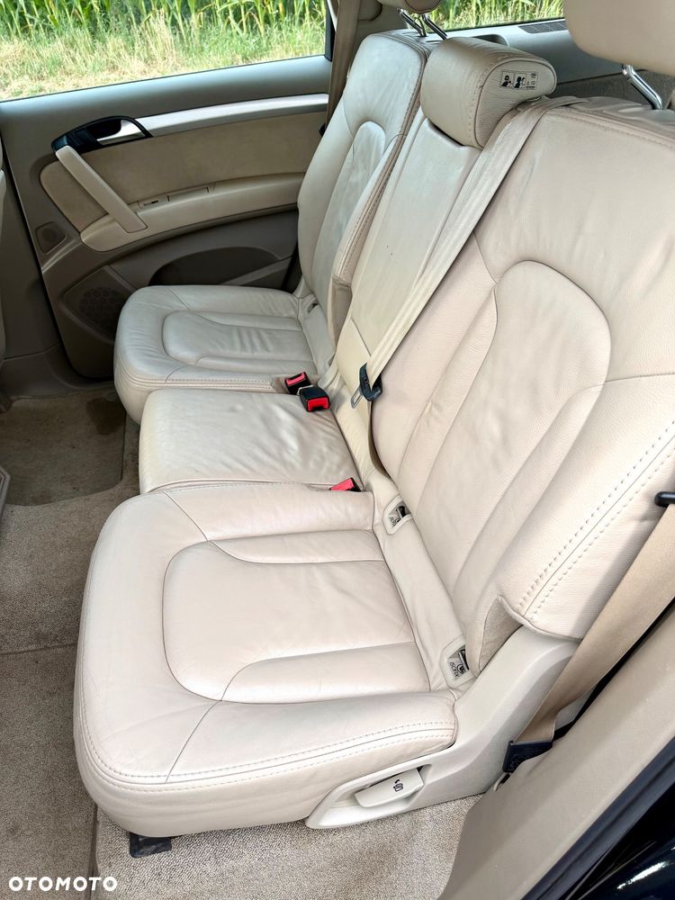 Audi Q7 - 6