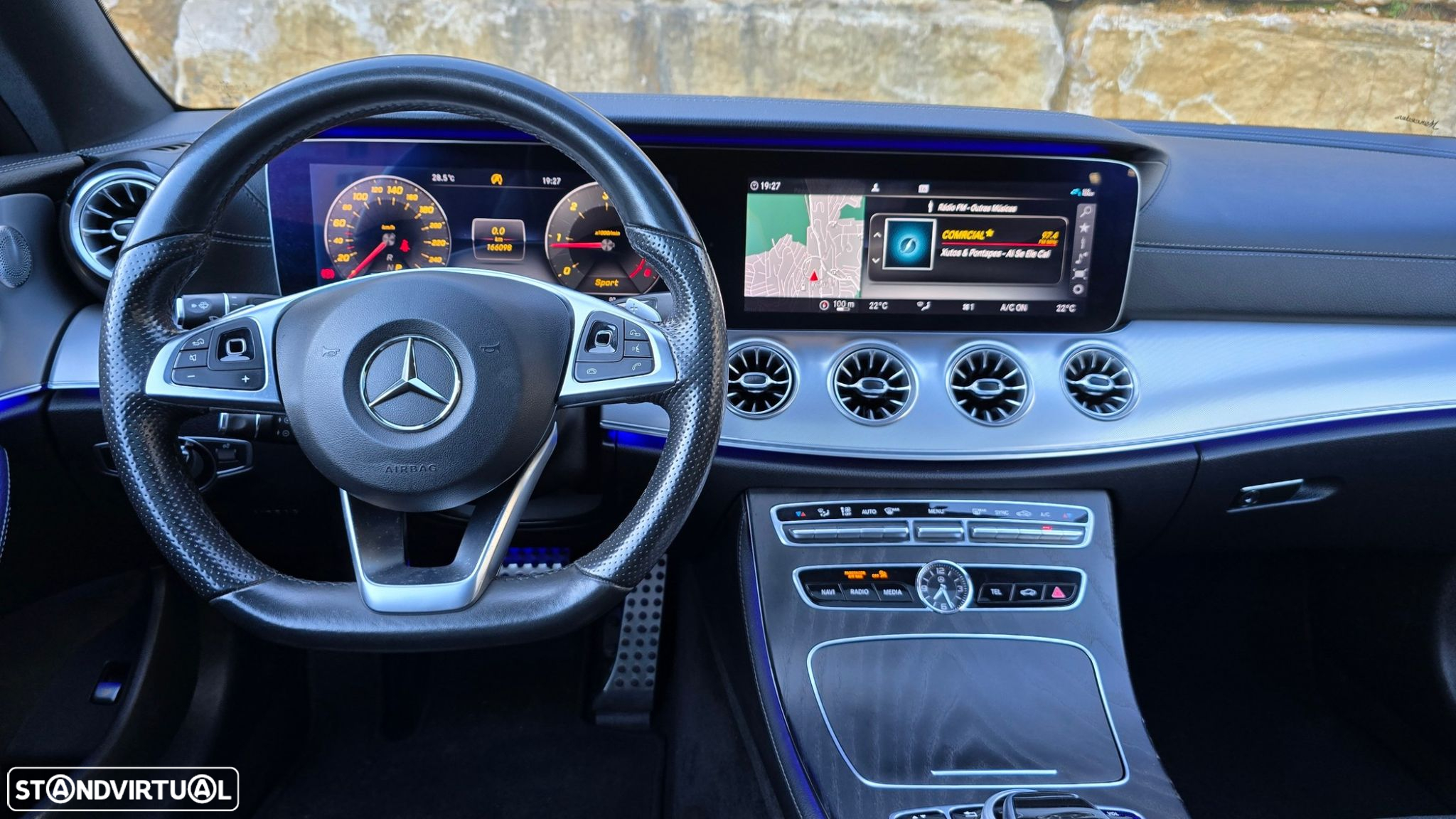 Mercedes-Benz E 220 - 16