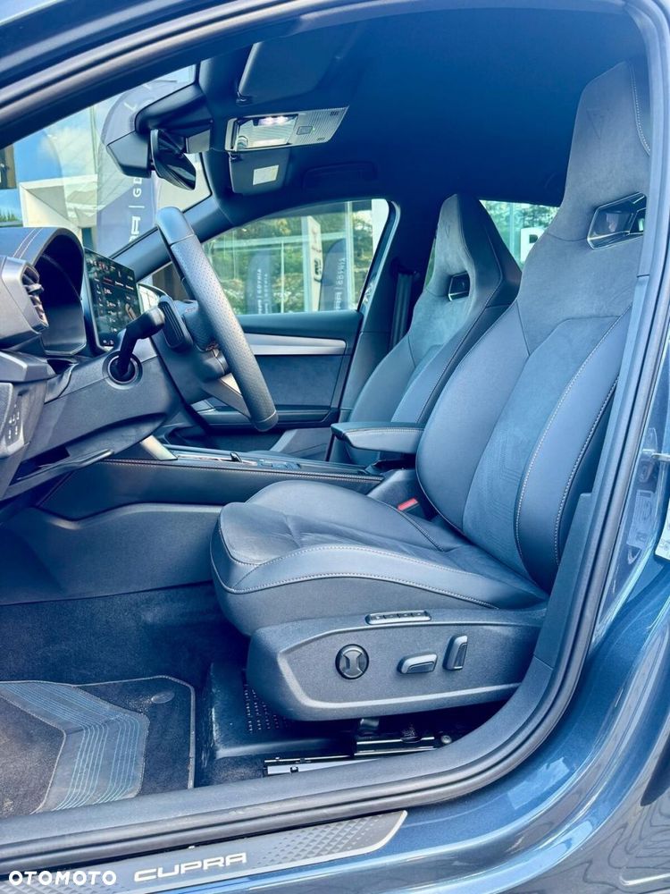 Cupra Formentor 1.5 eTSI mHEV DSG - 17