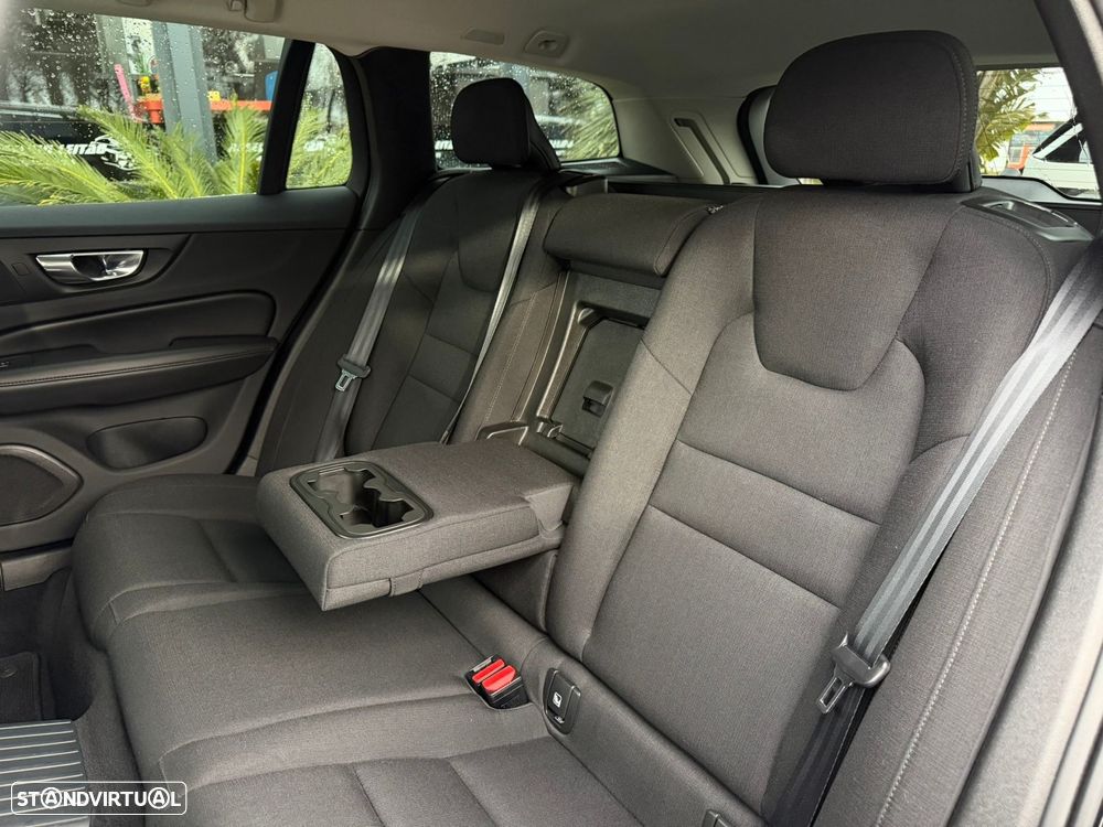 Volvo V60 2.0 T6 AWD TE Inscription Expression - 21