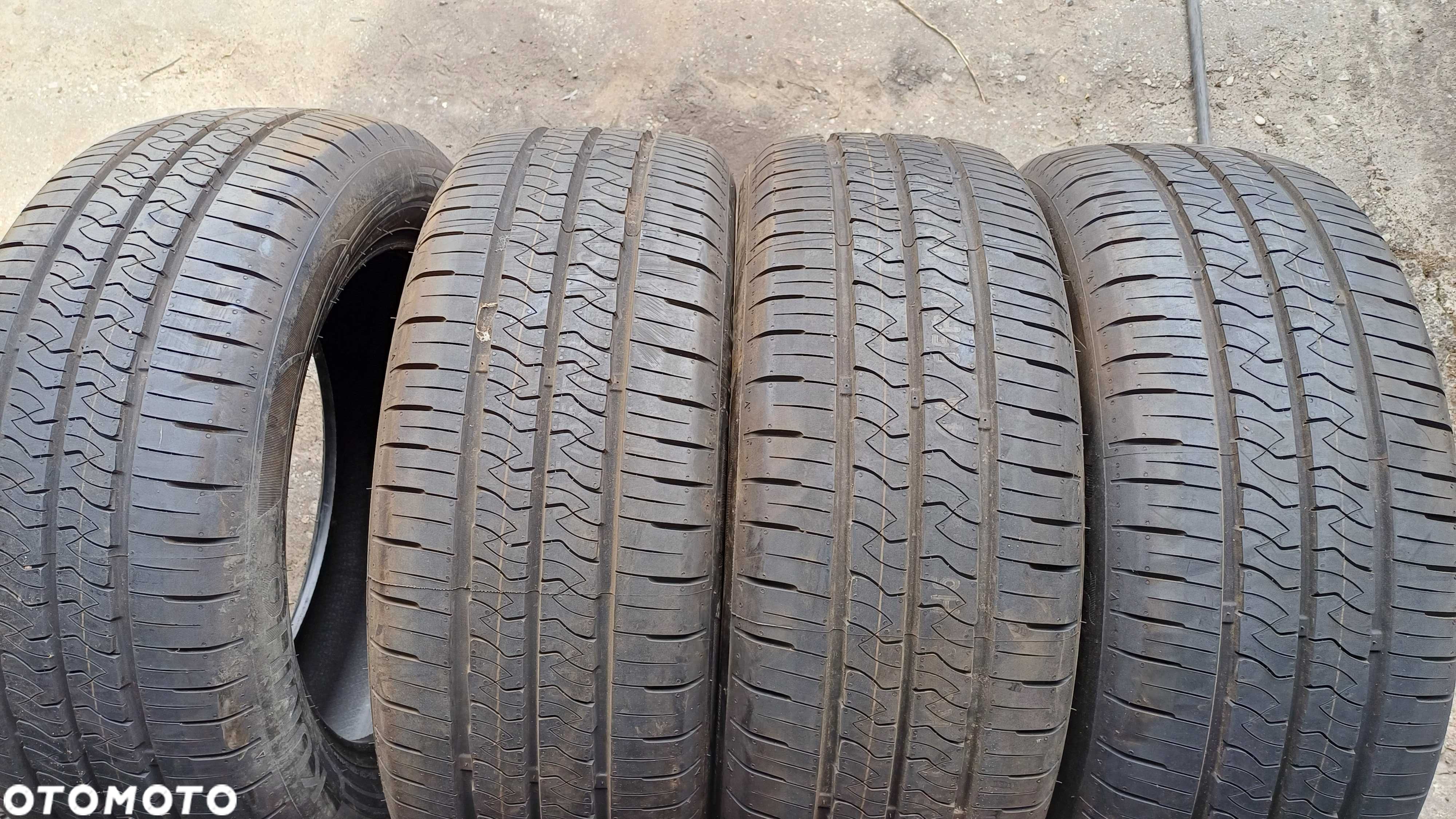 Kumho PorTran KC53 235/55 R18 104H XL 2023r Demo - 1
