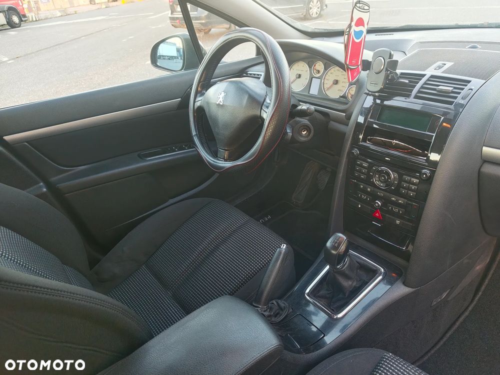 Peugeot 407 - 12