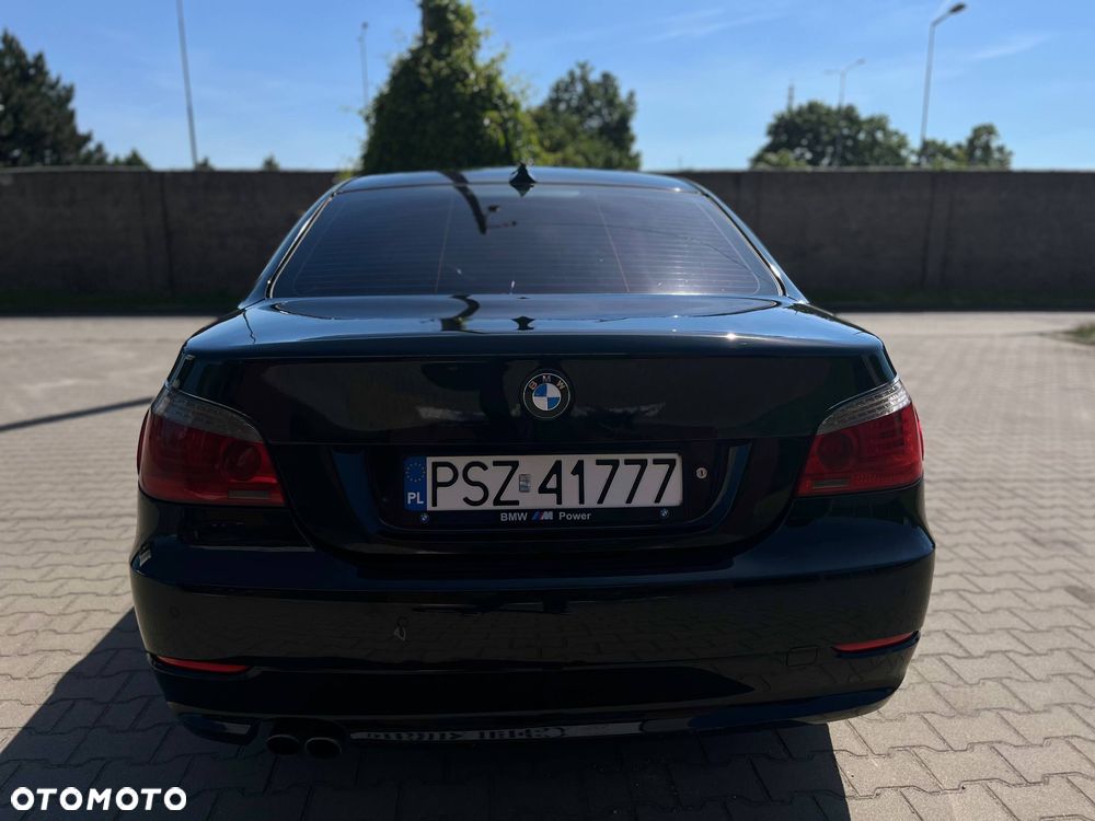 BMW Seria 5 525d - 6