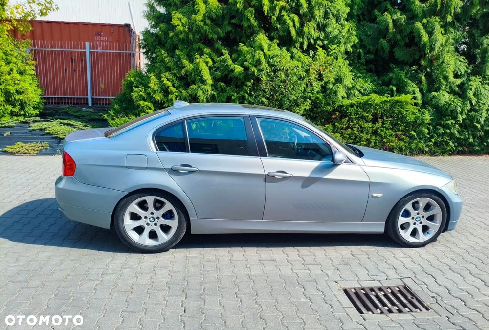 BMW Seria 3 325i - 5